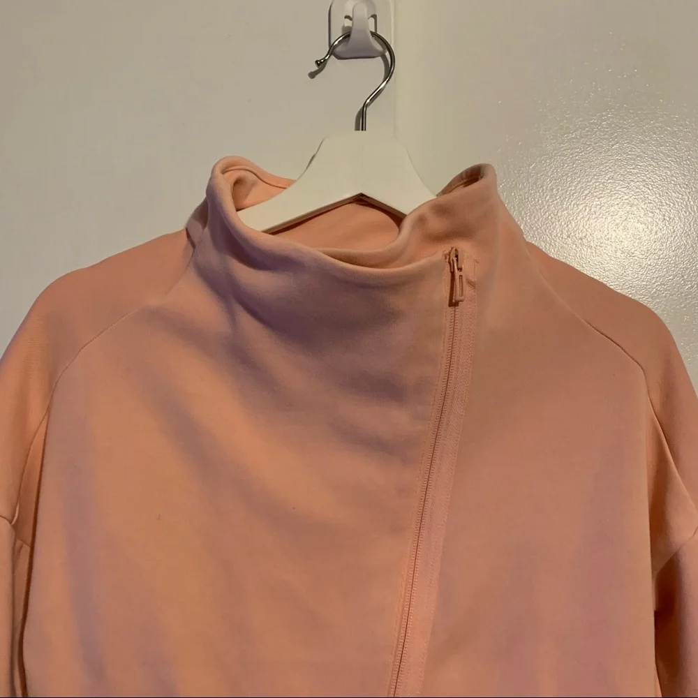 Adidas girl 11-12 youth Id jacket form fitting 2 pockets glow pink athletic gym